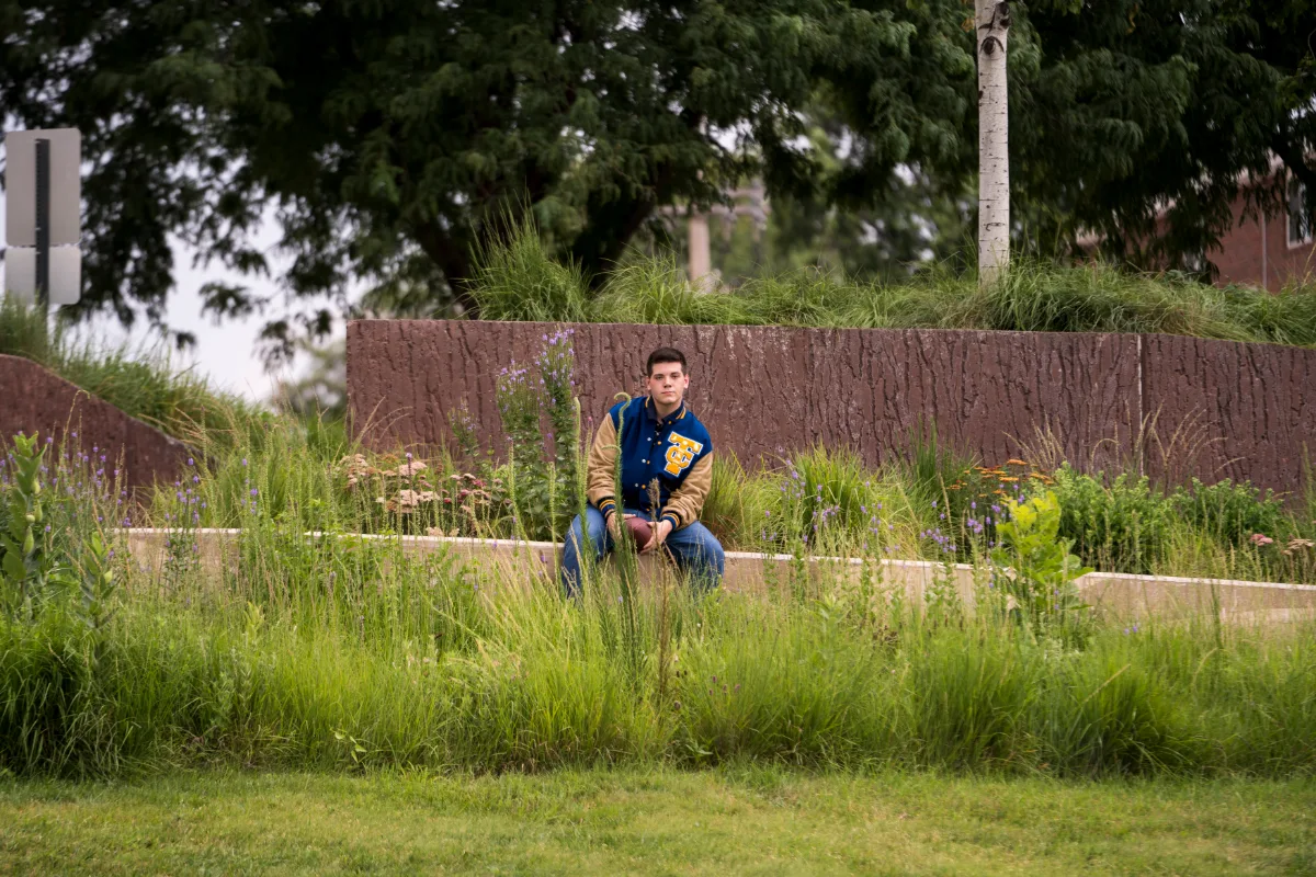 Senior portrait session in Lincoln, Nebraska